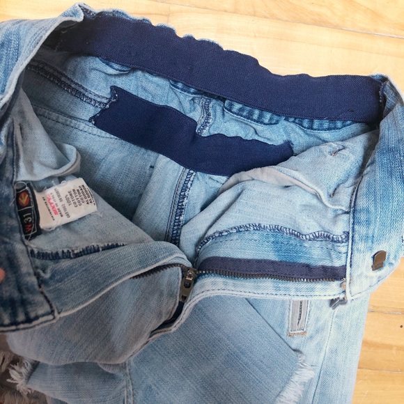 ENERGIE CUT-OFF SHORTS - Picture 10 of 10